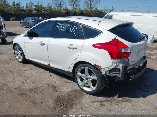 2013 Ford Focus Titanium მანქანა იყიდება აუქციონზე, vin: 1FADP3N27DL328499, აუქციონის ნომერი: 45003522