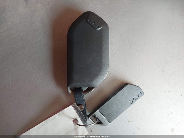 2025 Kia K5 Lxs მანქანა იყიდება აუქციონზე, vin: KNAG24J71S5321656, აუქციონის ნომერი: 45003532