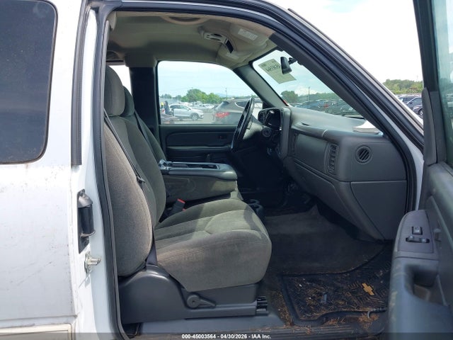 Продаж на аукціоні авто 2005 Chevrolet Silverado 1500 Z71, vin: 2GCEK19B751293840, номер лоту: 45003564
