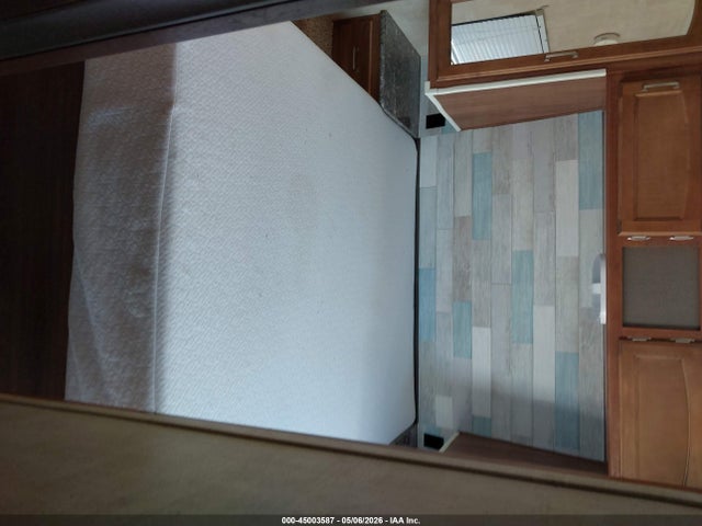 Продажа на аукционе авто 2015 Keystone Rv Springdale 266rl Travel Trailer, vin: 4YDT26620F3101241, номер лота: 45003587