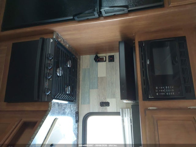 Продажа на аукционе авто 2015 Keystone Rv Springdale 266rl Travel Trailer, vin: 4YDT26620F3101241, номер лота: 45003587