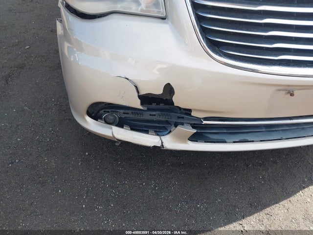 Продаж на аукціоні авто 2015 Chrysler Town & Country Touring, vin: 2C4RC1BG3FR565226, номер лоту: 45003591
