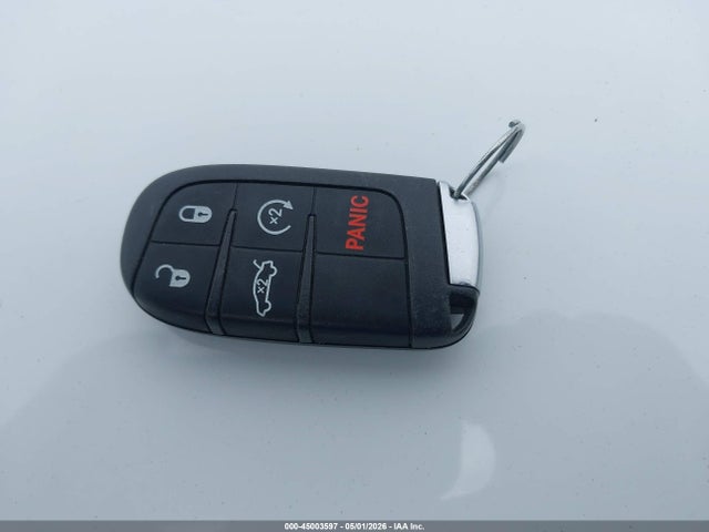 Продажа на аукционе авто 2015 Chrysler 200 S, vin: 1C3CCCDG4FN684371, номер лота: 45003597