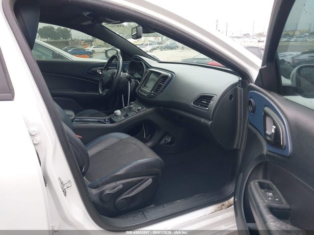 Продажа на аукционе авто 2015 Chrysler 200 S, vin: 1C3CCCDG4FN684371, номер лота: 45003597