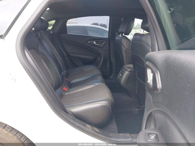 Продажа на аукционе авто 2015 Chrysler 200 S, vin: 1C3CCCDG4FN684371, номер лота: 45003597