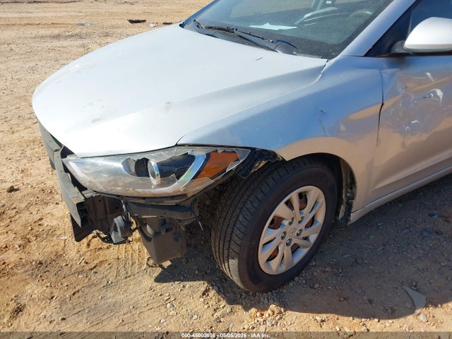 Продаж на аукціоні авто 2018 Hyundai Elantra Se, vin: 5NPD74LF4JH381117, номер лоту: 45003605
