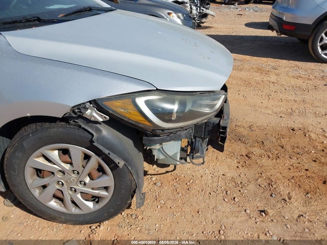 Продаж на аукціоні авто 2018 Hyundai Elantra Se, vin: 5NPD74LF4JH381117, номер лоту: 45003605