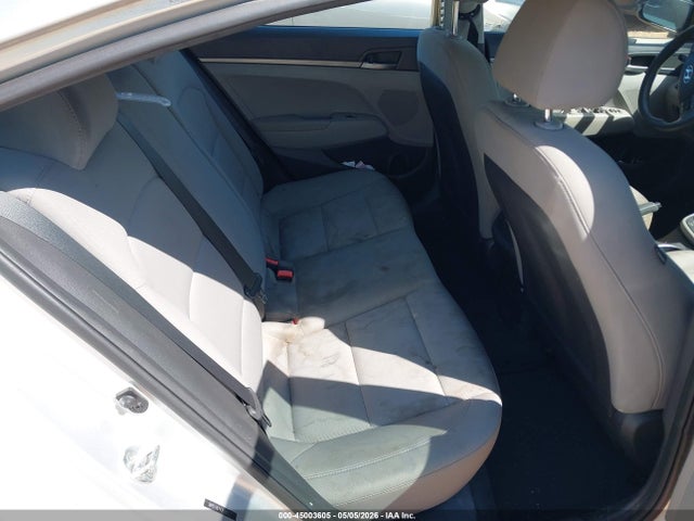 Продаж на аукціоні авто 2018 Hyundai Elantra Se, vin: 5NPD74LF4JH381117, номер лоту: 45003605