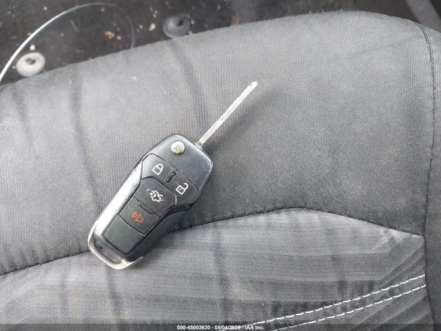 45003620 :رقم المزاد ، 3FA6P0H71GR288067 vin ، 2016 Ford Fusion Se مزاد بيع