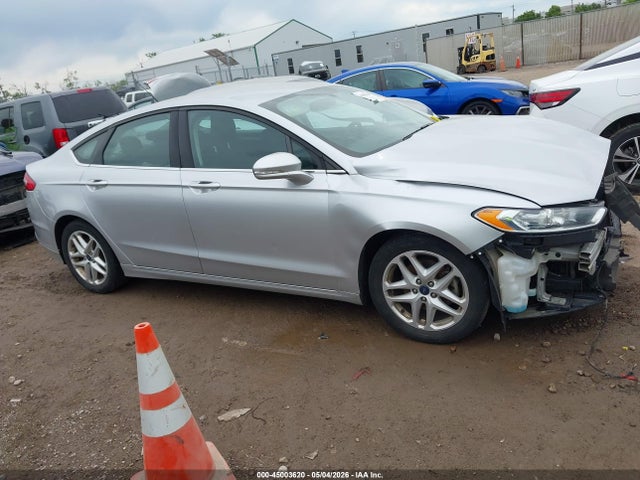 45003620 :رقم المزاد ، 3FA6P0H71GR288067 vin ، 2016 Ford Fusion Se مزاد بيع