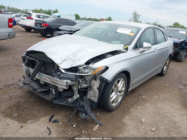 45003620 :رقم المزاد ، 3FA6P0H71GR288067 vin ، 2016 Ford Fusion Se مزاد بيع