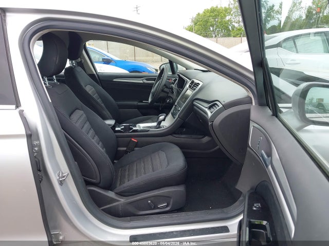 45003620 :رقم المزاد ، 3FA6P0H71GR288067 vin ، 2016 Ford Fusion Se مزاد بيع