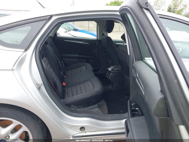 45003620 :رقم المزاد ، 3FA6P0H71GR288067 vin ، 2016 Ford Fusion Se مزاد بيع