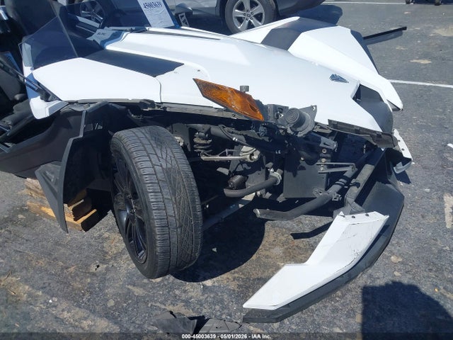 57XAASFA9K8135731 Polaris Slingshot