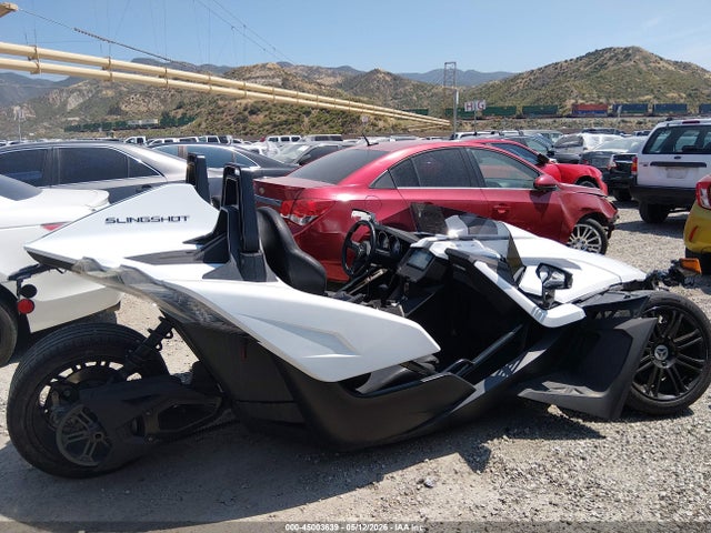 Polaris Slingshot 2019 57XAASFA9K8135731 Image 13