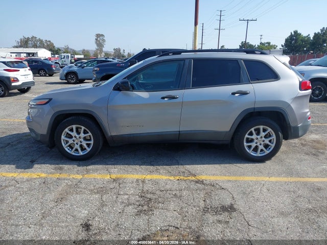 45003641 :رقم المزاد ، 1C4PJLAB8GW160227 vin ، 2016 Jeep Cherokee Sport مزاد بيع