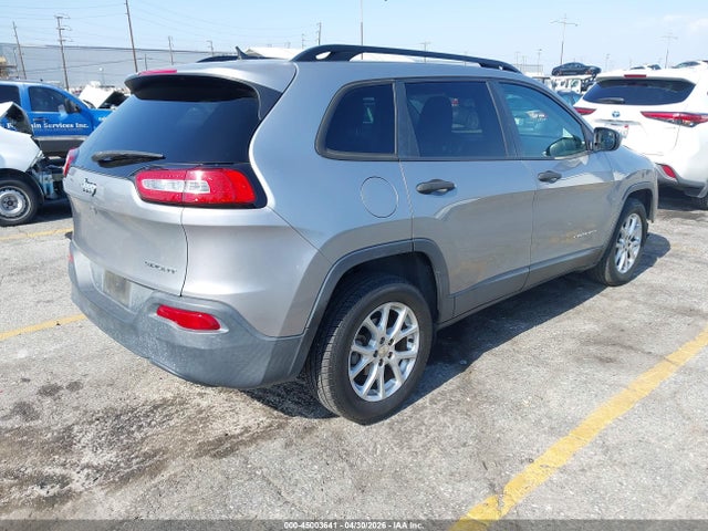 45003641 :رقم المزاد ، 1C4PJLAB8GW160227 vin ، 2016 Jeep Cherokee Sport مزاد بيع