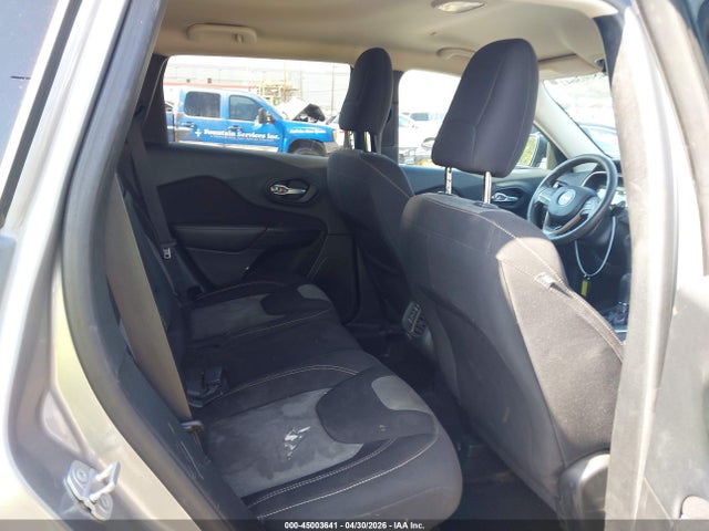 45003641 :رقم المزاد ، 1C4PJLAB8GW160227 vin ، 2016 Jeep Cherokee Sport مزاد بيع