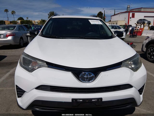 JTMZFREV1GD084802 Toyota RAV4 LE