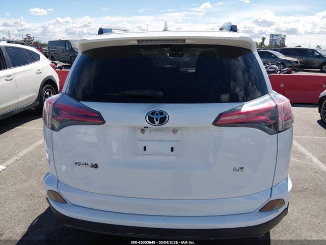 JTMZFREV1GD084802 Toyota RAV4 LE
