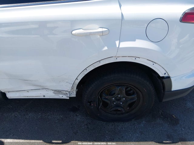 JTMZFREV1GD084802 Toyota RAV4 LE