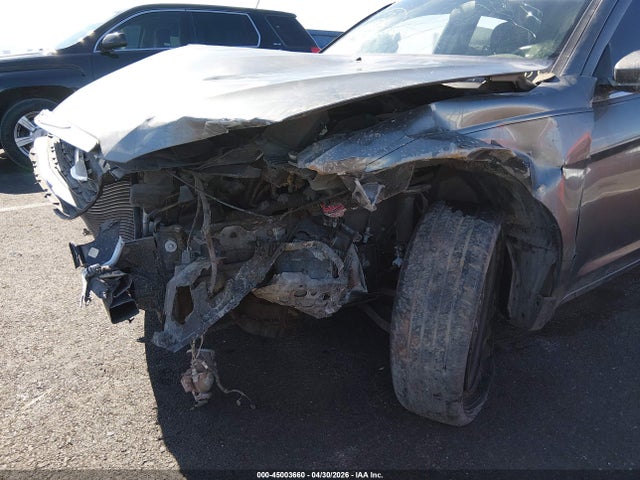 45003660 :رقم المزاد ، 1C3CCBAB1CN222557 vin ، 2012 Chrysler 200 Lx مزاد بيع