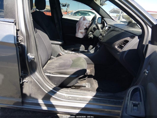 45003660 :رقم المزاد ، 1C3CCBAB1CN222557 vin ، 2012 Chrysler 200 Lx مزاد بيع