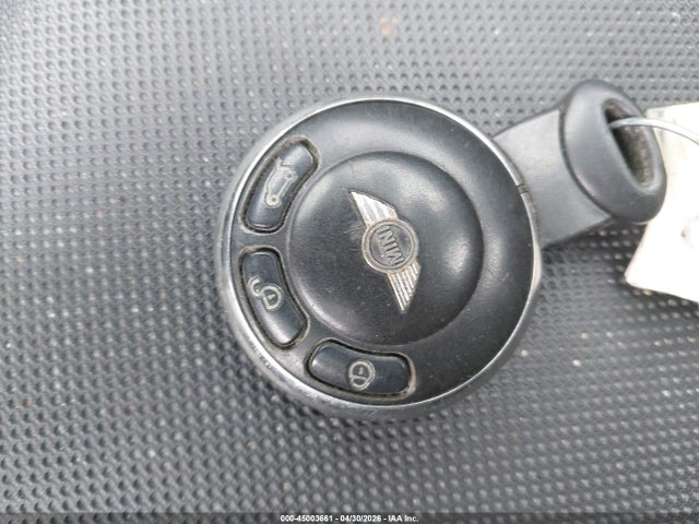 2014 Mini Countryman Cooper S მანქანა იყიდება აუქციონზე, vin: WMWZC5C52EWP38757, აუქციონის ნომერი: 45003661