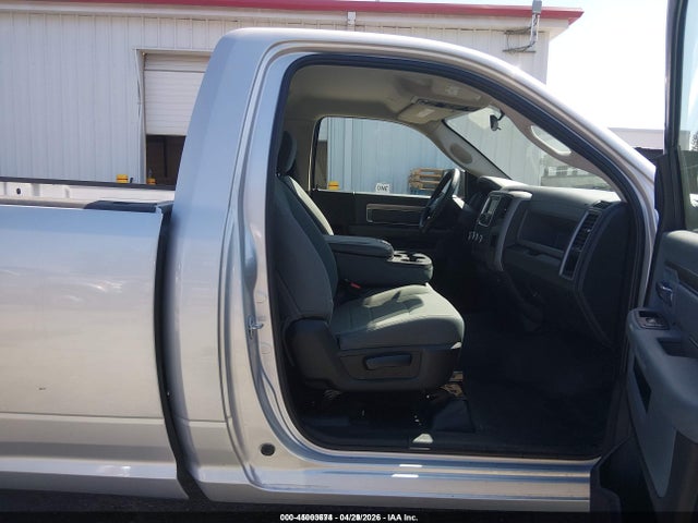 3C6JR6DG2HG764743 RAM 1500 Tradesman 4x2 8&#039; Box
