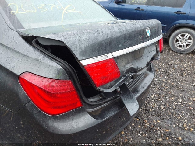 2011 Bmw 750li მანქანა იყიდება აუქციონზე, vin: WBAKB8C51BC851747, აუქციონის ნომერი: 45003682