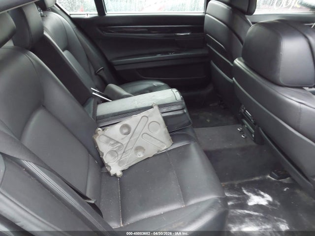 2011 Bmw 750li მანქანა იყიდება აუქციონზე, vin: WBAKB8C51BC851747, აუქციონის ნომერი: 45003682