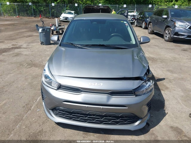 45003691 :رقم المزاد ، 3KPA24AD3NE475017 vin ، 2022 Kia Rio S مزاد بيع