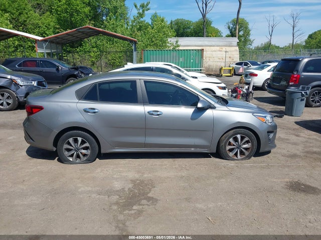 45003691 :رقم المزاد ، 3KPA24AD3NE475017 vin ، 2022 Kia Rio S مزاد بيع