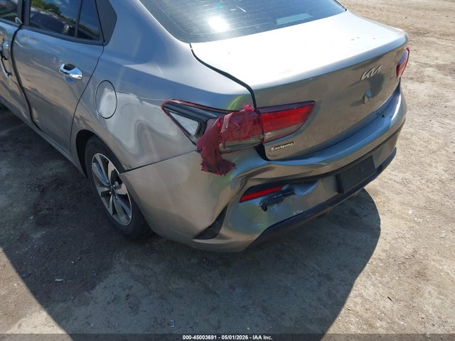 45003691 :رقم المزاد ، 3KPA24AD3NE475017 vin ، 2022 Kia Rio S مزاد بيع