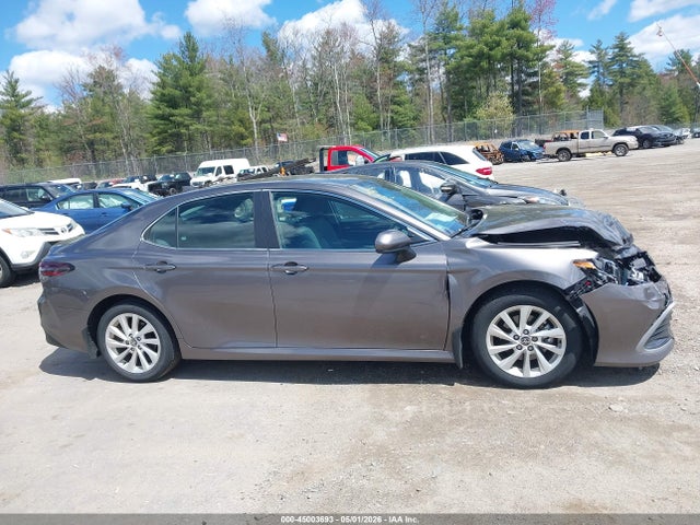 4T1C11AK4PU839616 Toyota CAMRY LE