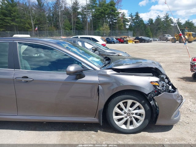 4T1C11AK4PU839616 Toyota CAMRY LE