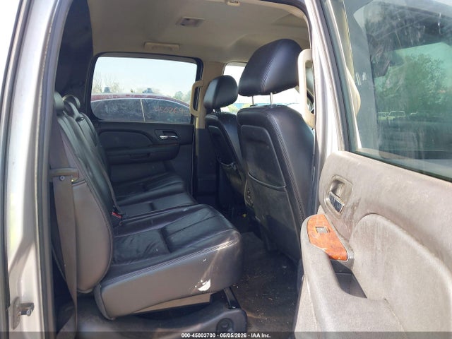 45003700 :رقم المزاد ، 3GNVKFE09AG266889 vin ، 2010 Chevrolet Avalanche 1500 Lt1 مزاد بيع