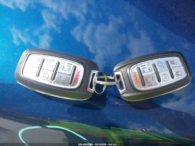 45003709 :رقم المزاد ، 2C4RC1GG1KR731553 vin ، 2019 Chrysler Pacifica Limited مزاد بيع