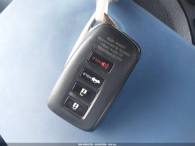 Lexus IS 200T 2016 JTHBA1D23G5031195 Image 11