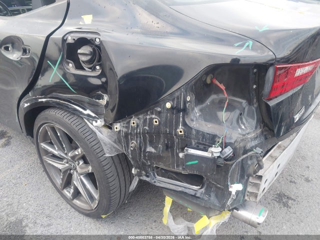 Lexus IS 200T 2016 JTHBA1D23G5031195 Image 18