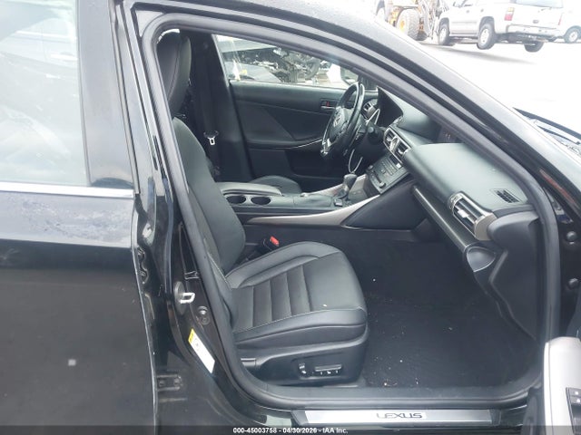 Lexus IS 200T 2016 JTHBA1D23G5031195 Image 5
