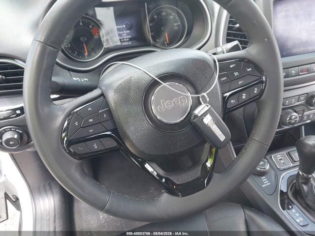 45003766 :رقم المزاد ، 1C4PJMMB3PD112793 vin ، 2023 Jeep Cherokee Altitude Lux 4x4 مزاد بيع