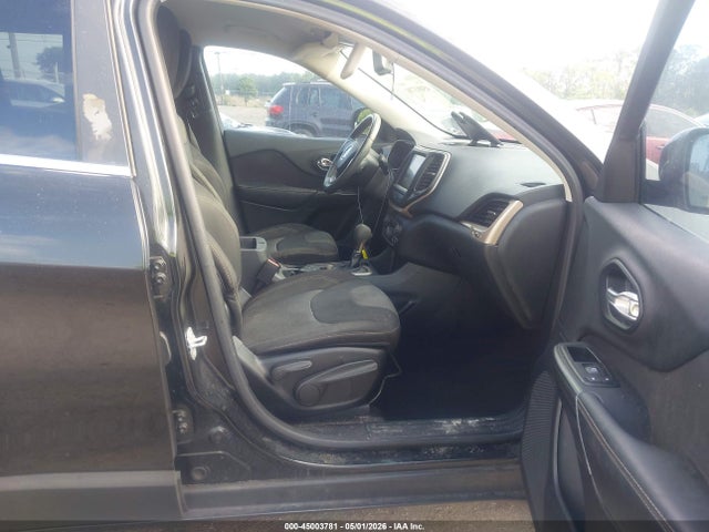 Продажа на аукционе авто 2014 Jeep Cherokee Latitude, vin: 1C4PJLCS1EW183083, номер лота: 45003781