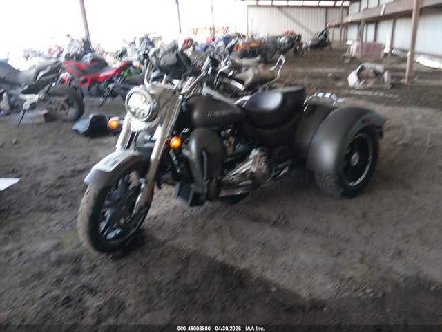 2018 Harley-davidson Flrt Free Wheeler მანქანა იყიდება აუქციონზე, vin: 1HD1MCC13JB850725, აუქციონის ნომერი: 45003800