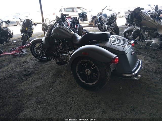 2018 Harley-davidson Flrt Free Wheeler მანქანა იყიდება აუქციონზე, vin: 1HD1MCC13JB850725, აუქციონის ნომერი: 45003800