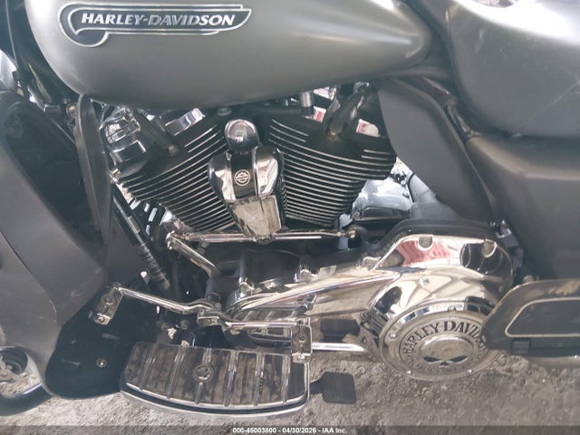 2018 Harley-davidson Flrt Free Wheeler მანქანა იყიდება აუქციონზე, vin: 1HD1MCC13JB850725, აუქციონის ნომერი: 45003800