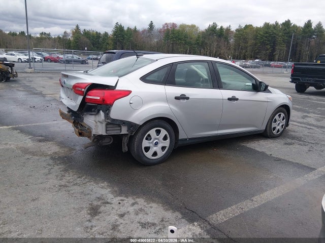 2018 Ford Focus S მანქანა იყიდება აუქციონზე, vin: 1FADP3E21JL310169, აუქციონის ნომერი: 45003822