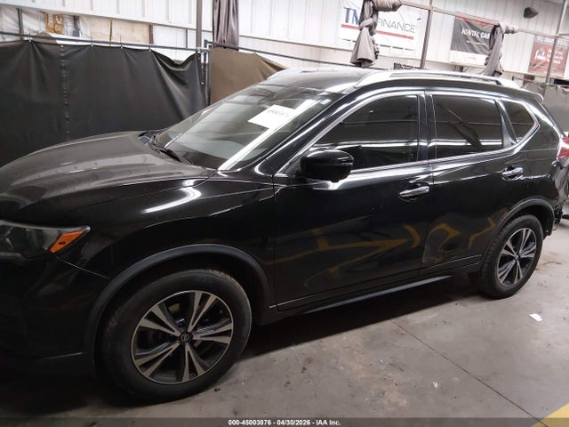 JN8AT2MT5LW031987 Nissan Rogue Sv Fwd