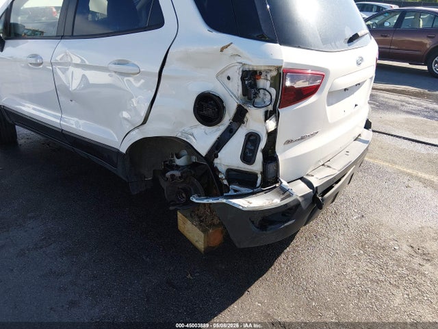 45003889 :رقم المزاد ، MAJ6P1CL3JC178444 vin ، 2018 Ford Ecosport Ses مزاد بيع