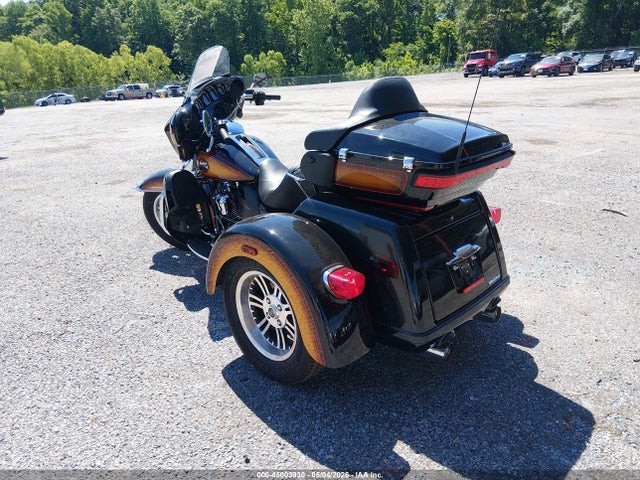 Harley-Davidson FLHTCUTG 2024 1HD1MAF16RB854683 Image 3